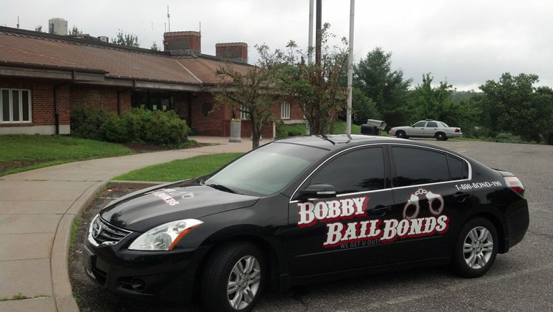Bobby Bail Bonds provides 24-hour service to Litchfield, call 1-800-266-3190